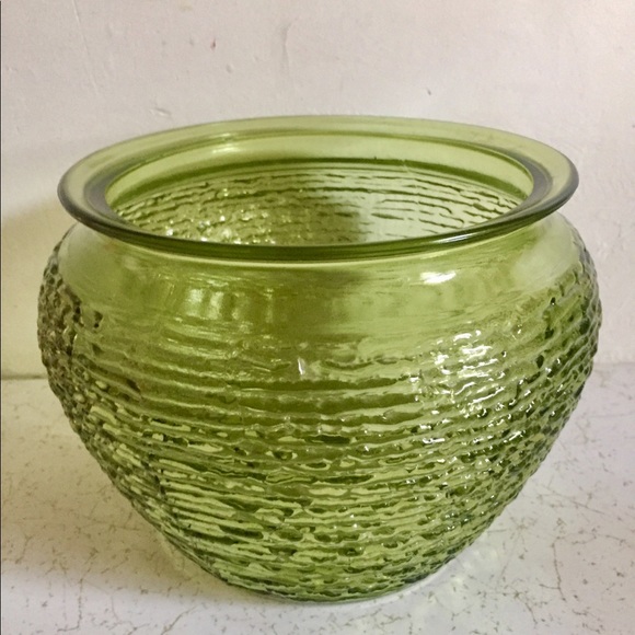 Mid Century Avocado Green Stippled Vase Rose Bowl - Picture 4 of 15